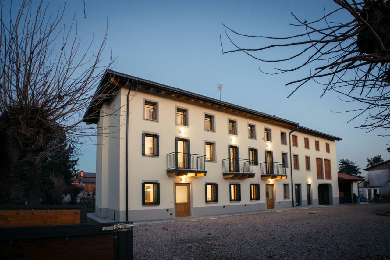 Agriturismo Mestroni Bressa Ngoại thất bức ảnh